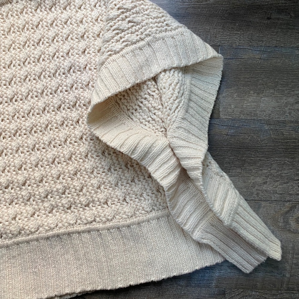 Chunky pullover Sweater - Picture 2 of 4